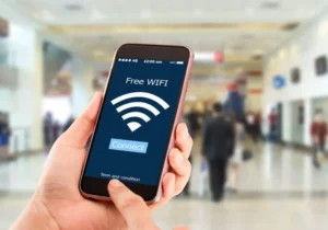 Hướng dẫn cách duy trì kết nối Internet khi bạn đi du lịch